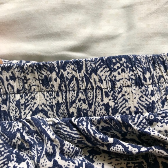 LF-Millau Blue Snakeskin Shorts - Picture 3 of 5